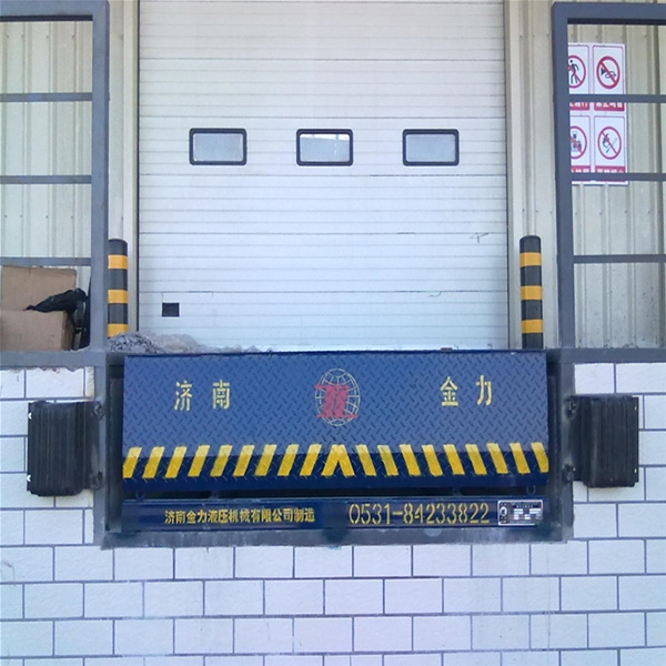 张家口码头用固定登车桥