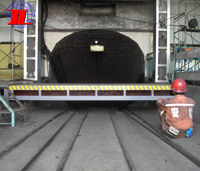 张家口伸缩铁路跨桥